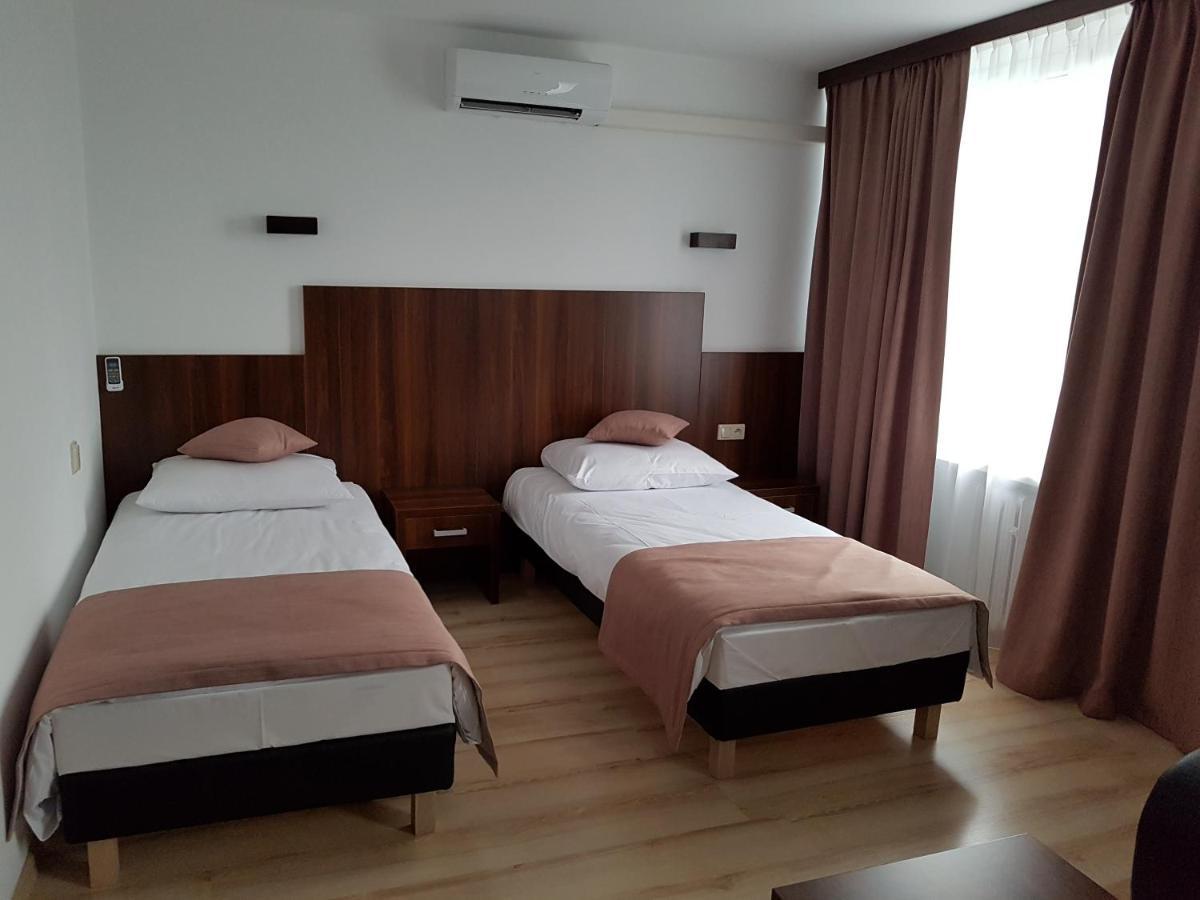 Brzezie  Pod Kominem Pokoje I Apartamenty מראה חיצוני תמונה